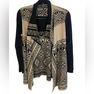 Geometric Patterned Black and Cream Women's Sweater